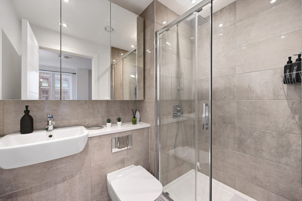 rcbnc flat 11 cargo house bedroom ensuite 3 (1)