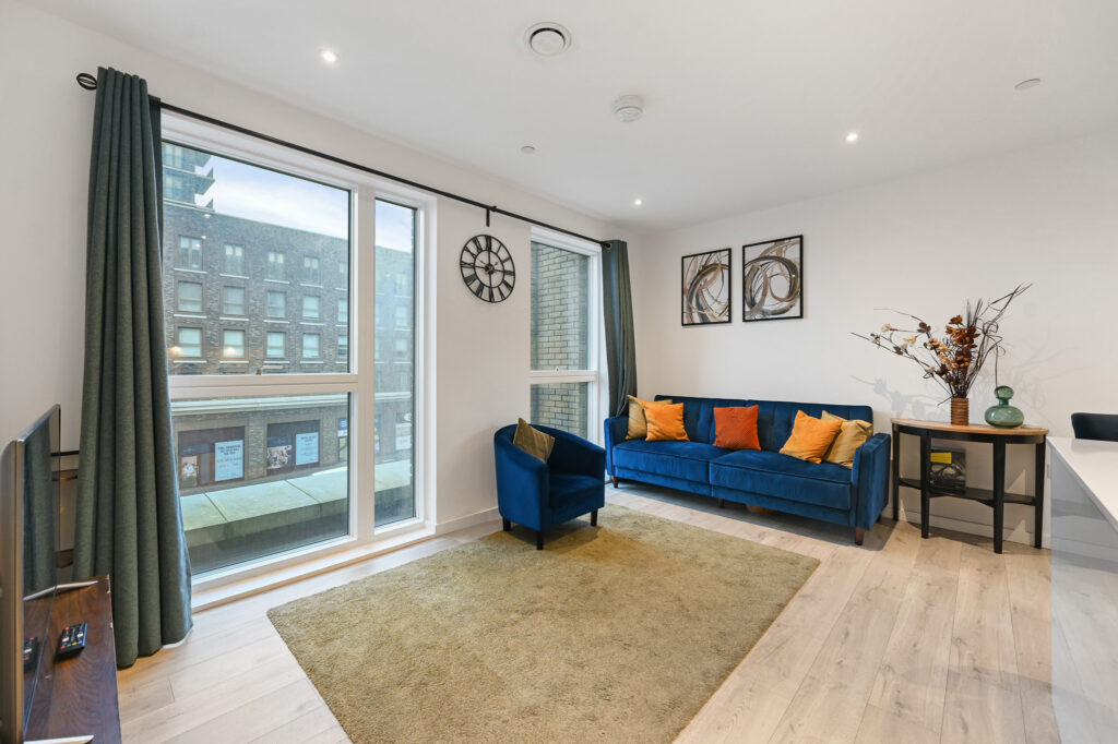 rcbnc flat 11 cargo house reception 3 (1)